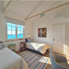 4 bedroom villa with pool and sea views, Kumbor, sleeps 8-10